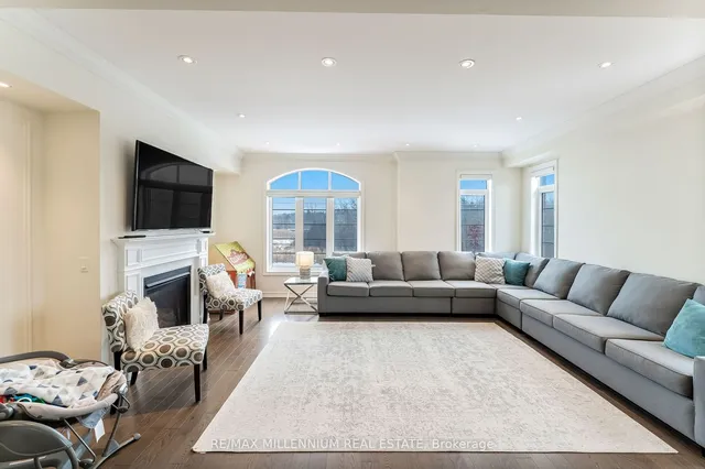 Additional image 32 of 542 Stream Cres