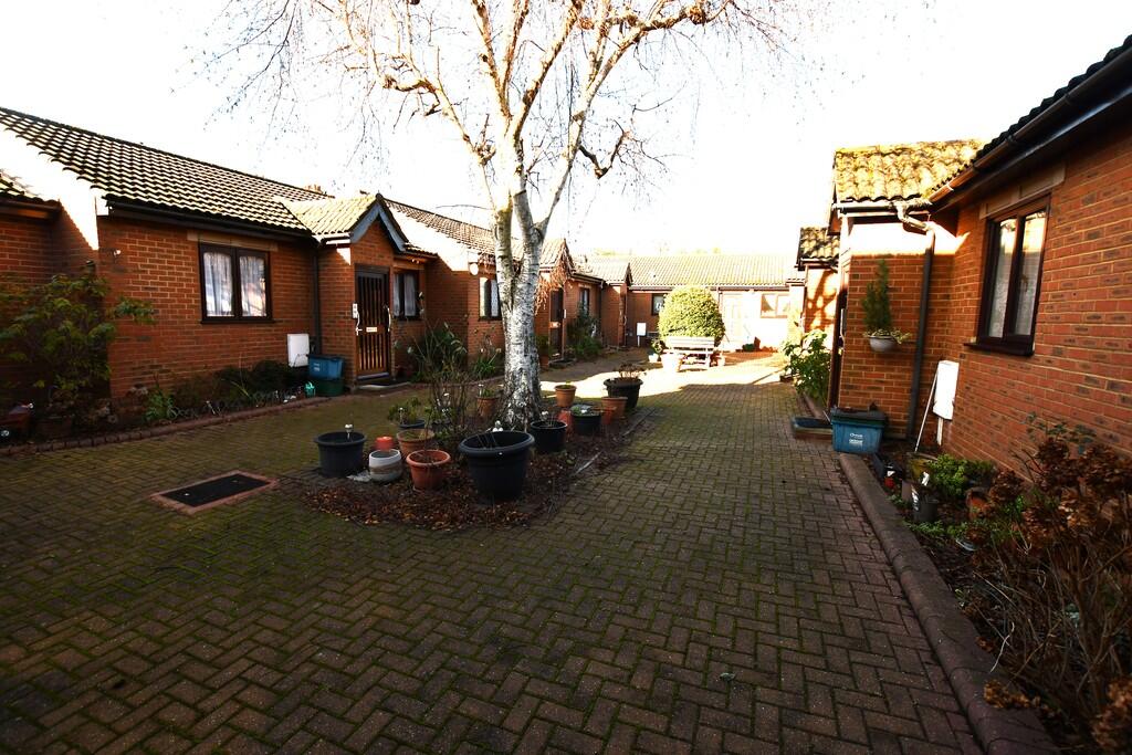 Additional image 9 of Bletchingley Close, Thornton Heath