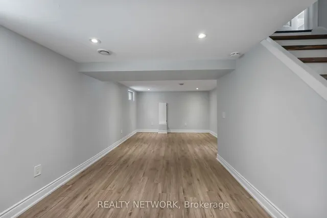 Additional image 23 of 27 Glengrove Ave