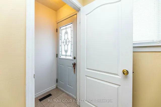 Additional image 17 of 7809 Priory Cres