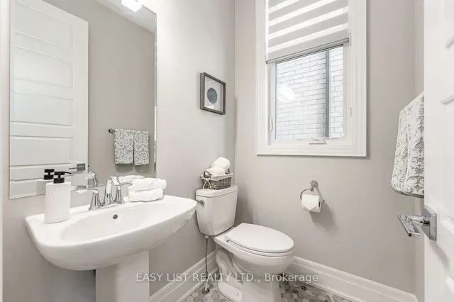 Additional image 5 of 1437 Everest Cres