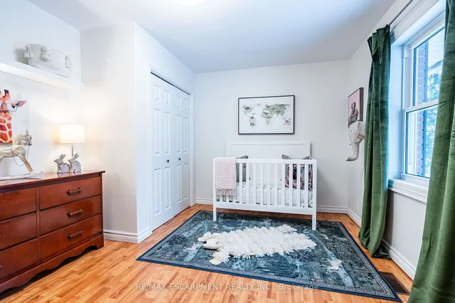 Additional image 29 of 937 Safari Rd