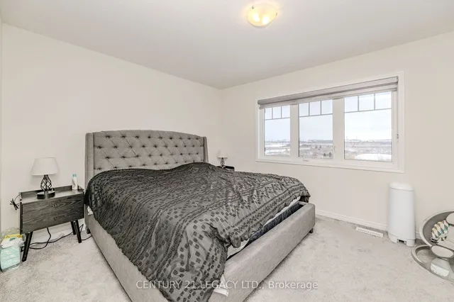 Additional image 14 of 12 TOFFEE Tr