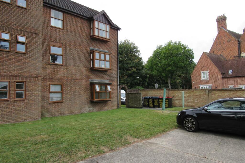 Additional image 16 of Rochester Avenue, Canterbury