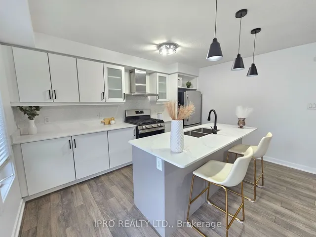 Additional image 15 of 128 Crafter Cres