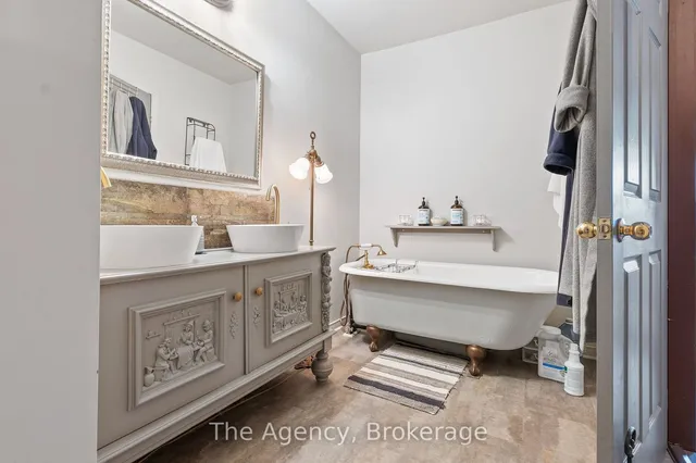 Additional image 21 of 35 Jones St