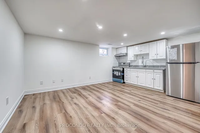 Additional image 26 of 3193 Cawthra Rd