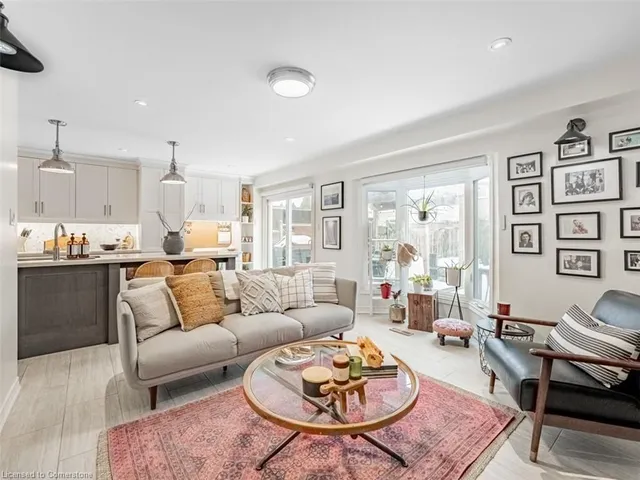 Additional image 16 of 137 Cove Cres