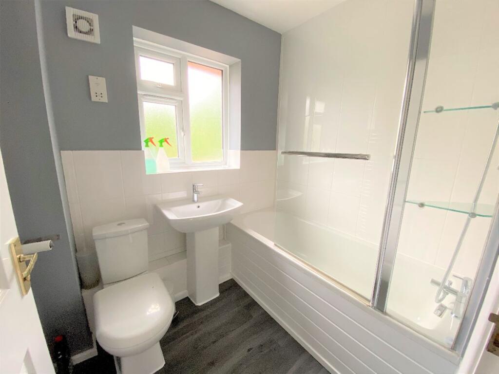 Additional image 10 of 15 Artillery Street (Near City Centre)