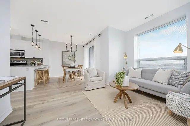 Additional image 23 of 383 Main St Unit 618