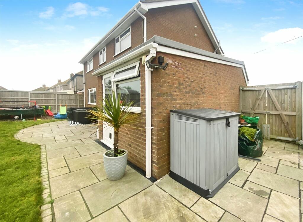 Additional image 16 of Poulders Gardens, Sandwich, Kent, CT13