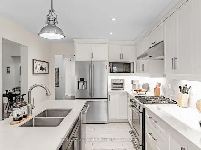 Additional image 9 of 137 Cove Cres