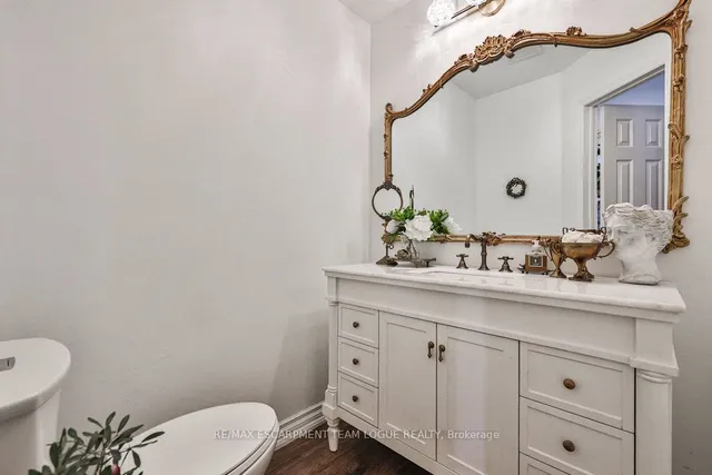 Additional image 19 of 2215 Vista Dr