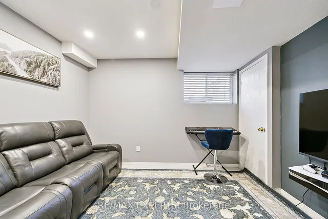 Additional image 33 of 7101 Branigan Gate Unit 26