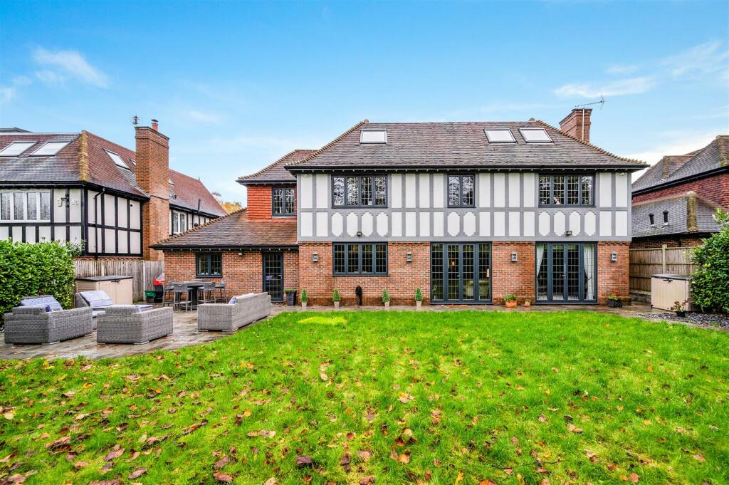 Additional image 37 of Woodcote Park Avenue, Purley