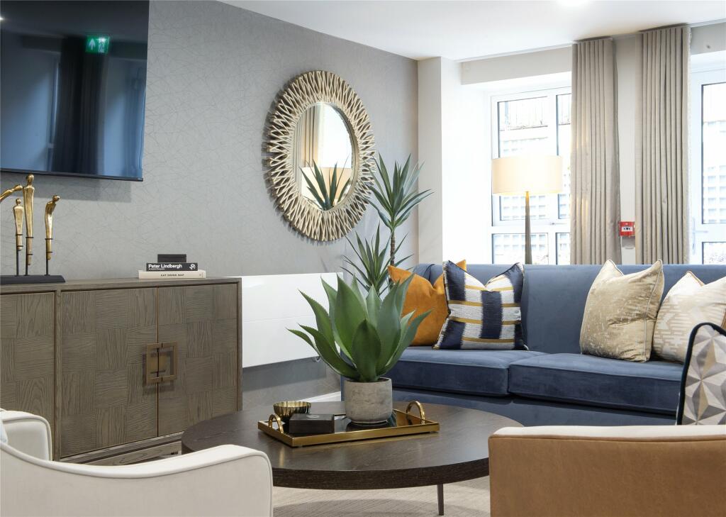 Additional image 3 of Woodcote Valley Road, Purley, CR8