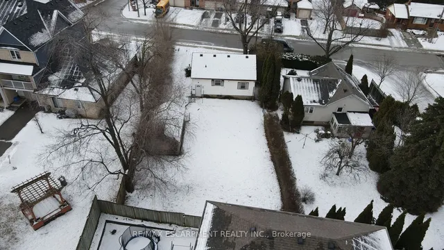 Additional image 13 of 1027 Glendor Ave