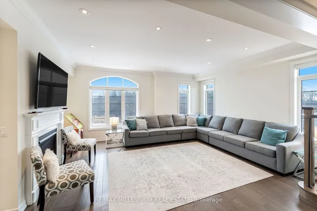 Additional image 34 of 542 Stream Cres