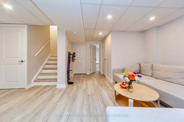 Additional image 31 of 59 Kenninghall Blvd Unit 28