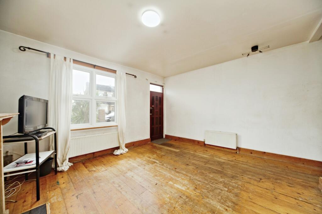 Additional image 3 of Bensham Grove, Thornton Heath, CR7