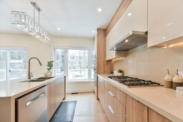 Additional image 16 of 1306 Amber Cres