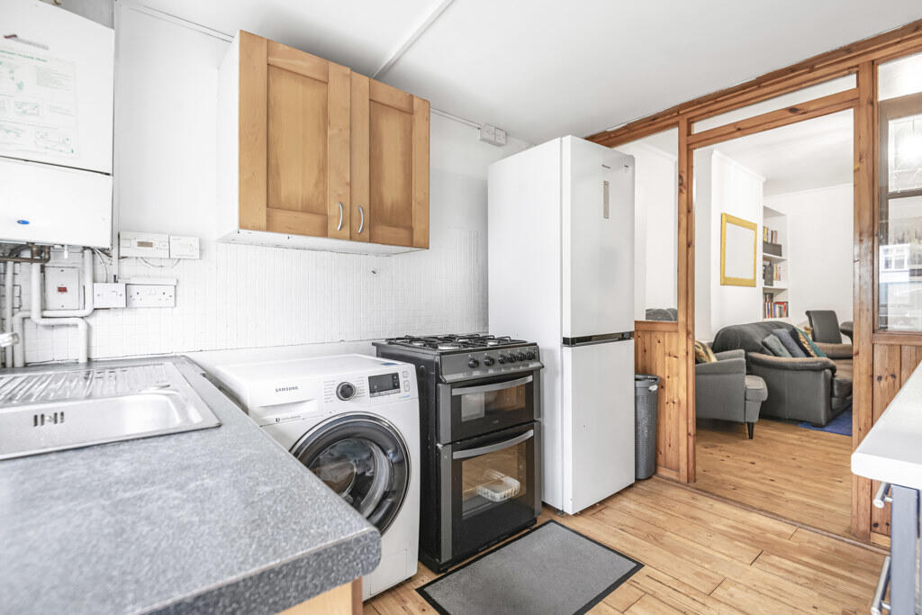Additional image 7 of Kingswood Avenue, Thornton Heath, CR7