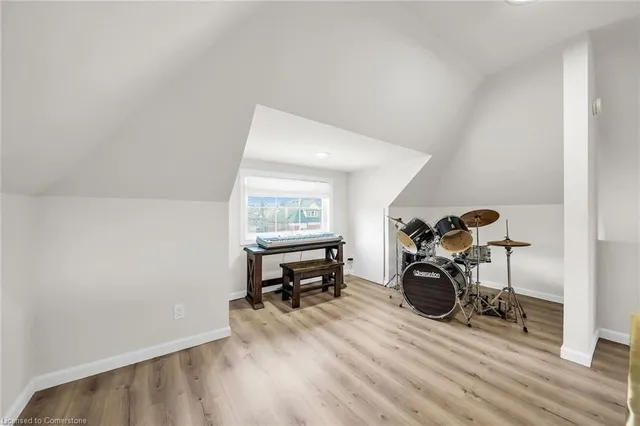 Additional image 36 of 61 Fairleigh Cres