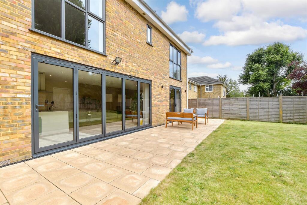 Additional image 11 of Box Ridge Avenue, Purley, Surrey