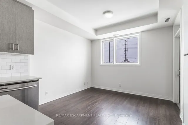 Additional image 14 of 1105 Leger Way Unit 211