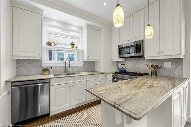 Additional image 12 of 61 Fairleigh Cres