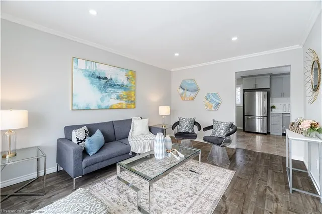 Additional image 11 of 43 Markham Cres