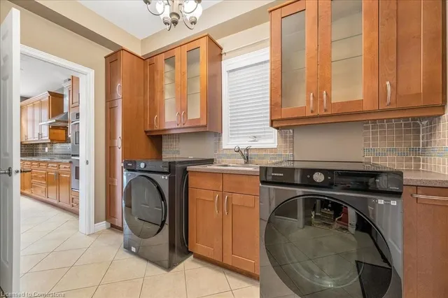 Additional image 17 of 43 Jeffrey Dr