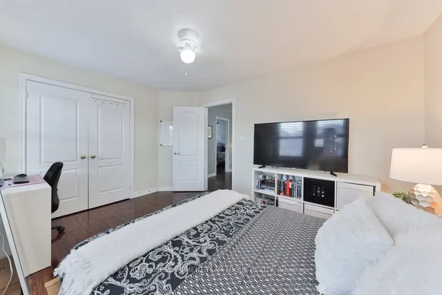 Additional image 31 of 1298 Tupper Dr