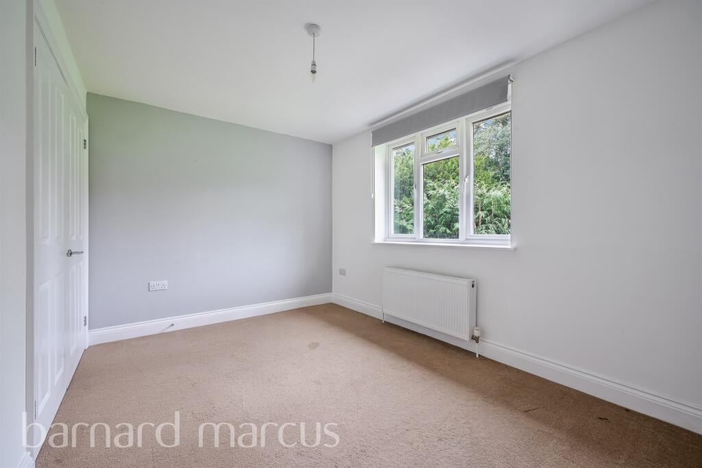 Additional image 5 of Mitchley Avenue, Purley