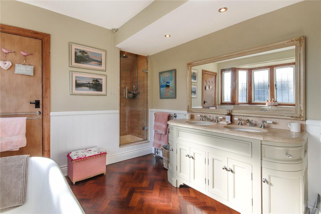 Additional image 14 of Fitzroy Avenue, Kingsgate, Broadstairs, Kent, CT10