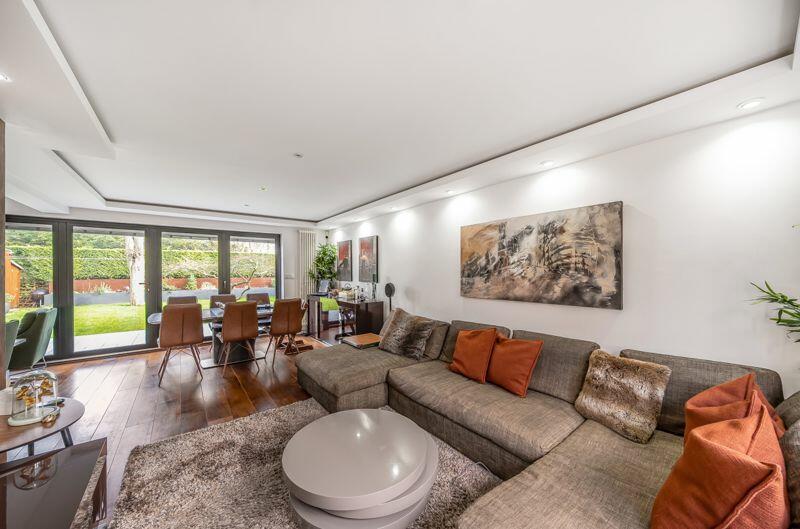 Additional image 30 of Russell Hill Road, West Purley