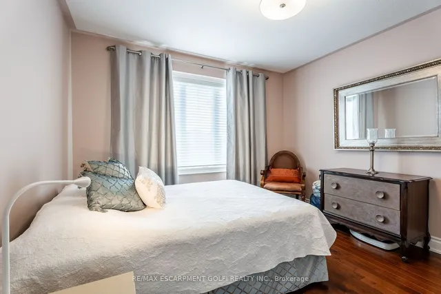 Additional image 17 of 35 Chiara Dr