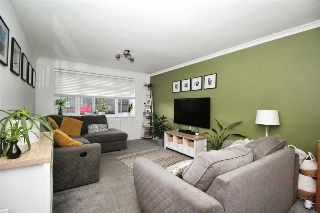 Additional image 4 of Poulders Gardens, Sandwich, Kent, CT13