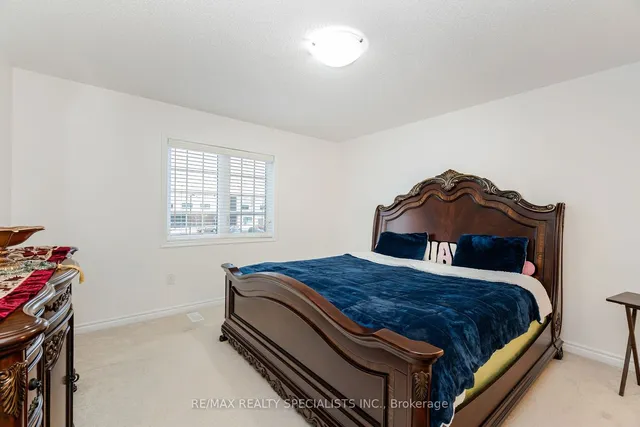 Additional image 8 of 1158 Duignan Cres