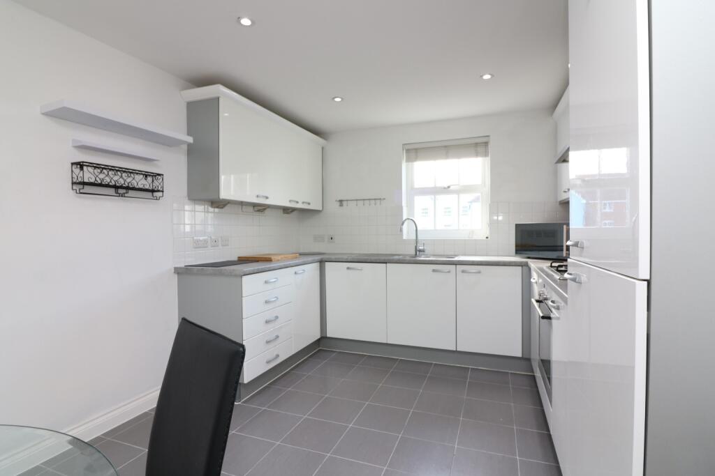 Additional image 6 of Bridge Close, Sandwich