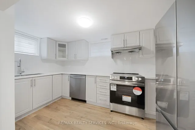 Additional image 39 of 1037 Wayne Pl