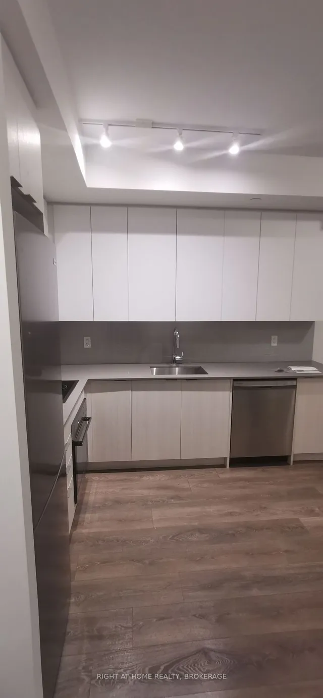 Additional image 14 of 2481 Taunton Rd Unit 1506