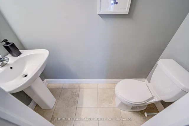 Additional image 16 of 2488 Post Rd Unit 2