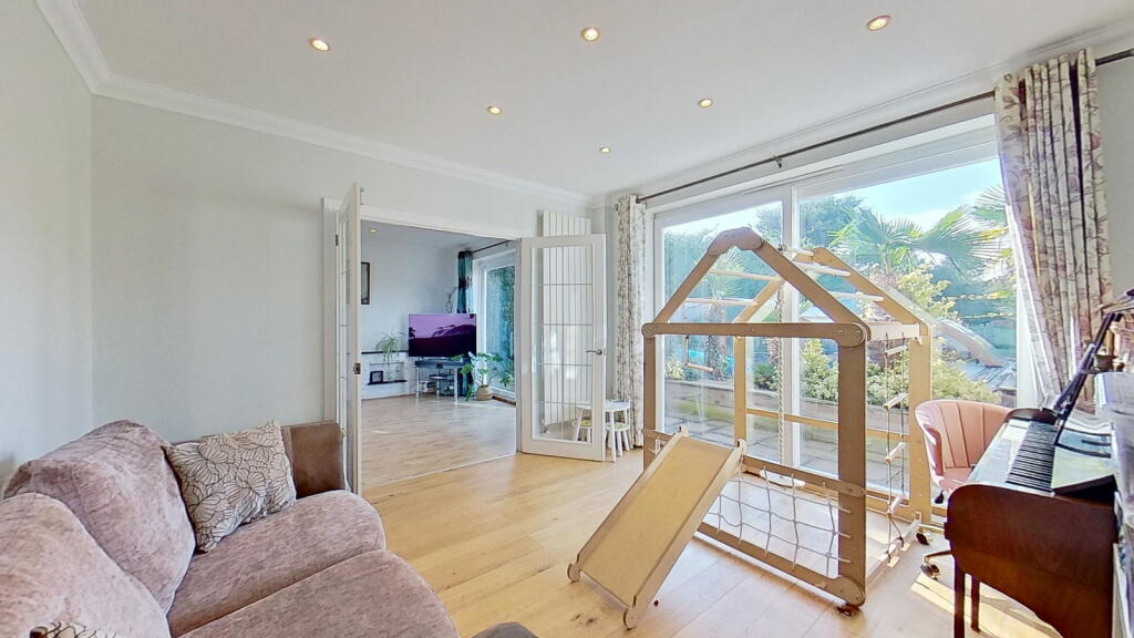 Additional image 10 of Marine Drive, Broadstairs, CT10 3LU