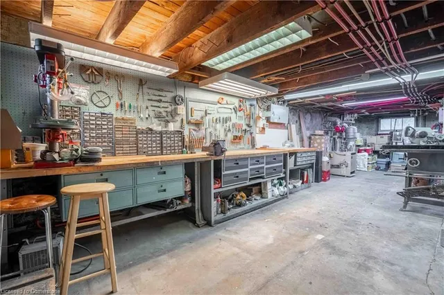 Additional image 41 of 206 Fairleigh Ave