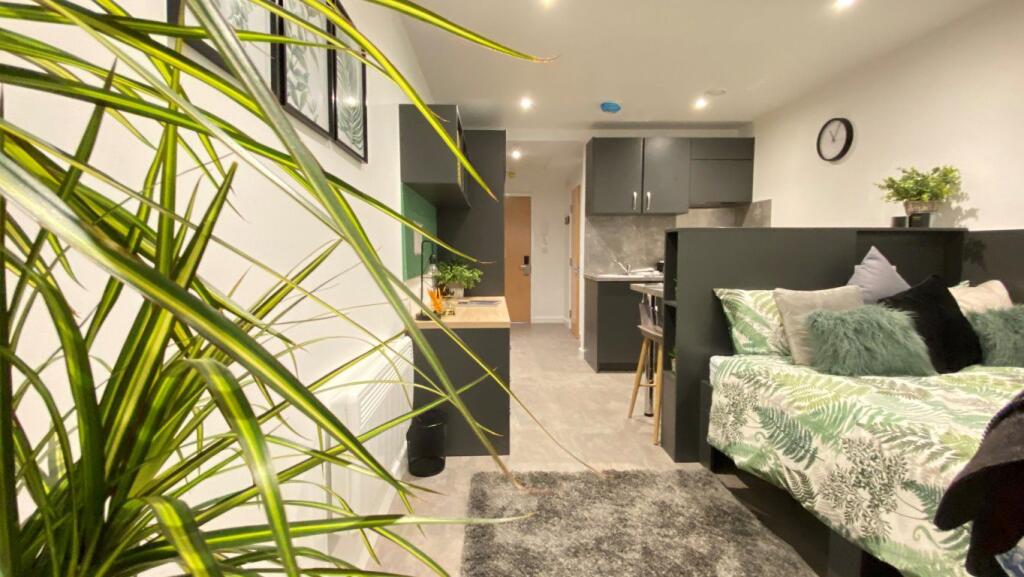 Additional image 14 of 8 Griffin Westgate One: 3675