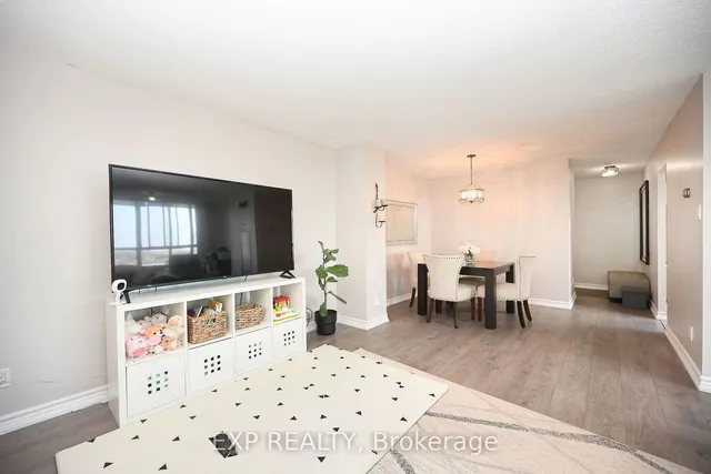 Additional image 7 of 3700 Kaneff Cres Unit 1206