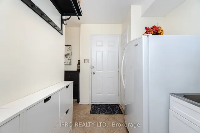 Additional image 14 of 1615 Sir Monty's Dr