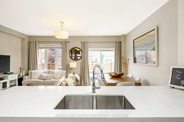 Additional image 17 of 743 Agnew Cres