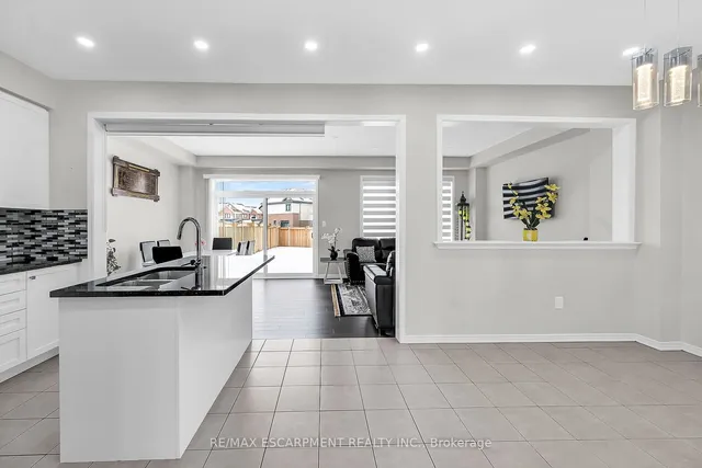 Additional image 8 of 328 Bedrock Dr